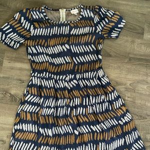 LuLaRoe Amelia Dress size medium